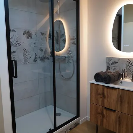 Apartment Les Combles D'eliot - Charme Sur La Vallee Chambon-sur-Lac