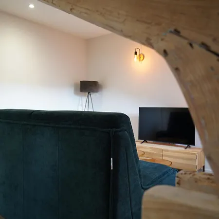 Les Combles D'eliot - Charme Sur La Vallee Apartment