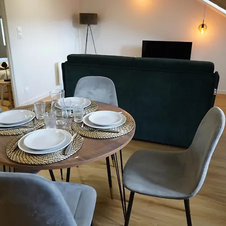 Les Combles D'eliot - Charme Sur La Vallee Apartment