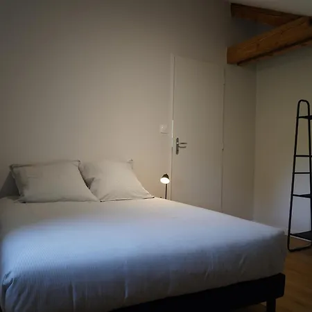 Apartamento Les Combles D'eliot - Charme Sur La Vallee Chambon-sur-Lac
