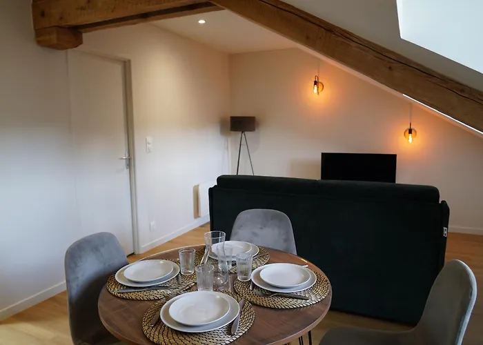 Apartment Les Combles D'eliot - Charme Sur La Vallee